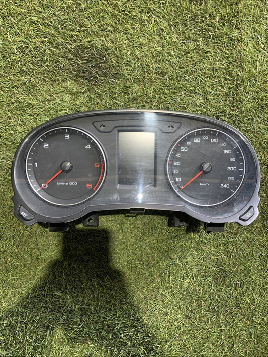 QUADRO STRUMENTI PER AUDI A1 Serie (8X1) 8X0920900A (10 14) 1.4 Diesel