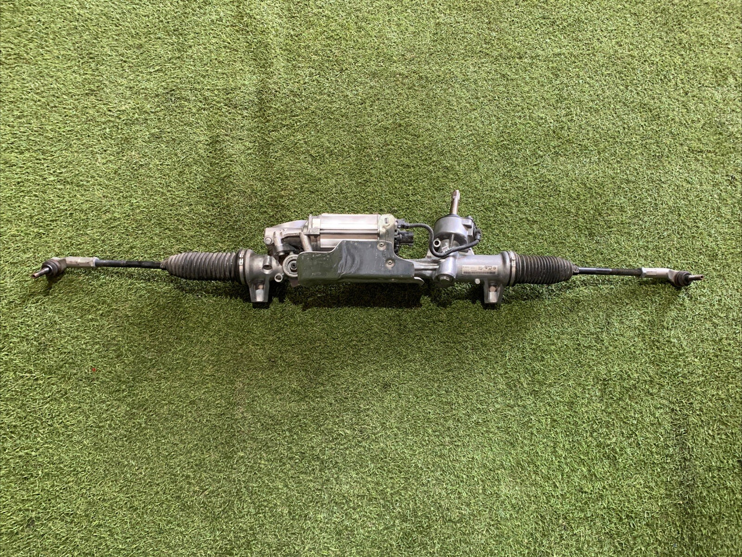 Scatola sterzo Alfa Romeo Giulietta anno 2019 originale Codice 00505476660 (2)