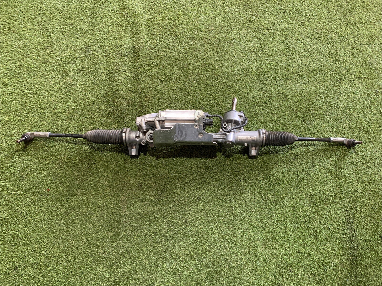 Scatola sterzo Alfa Romeo Giulietta anno 2019 originale Codice 00505476660 (2)