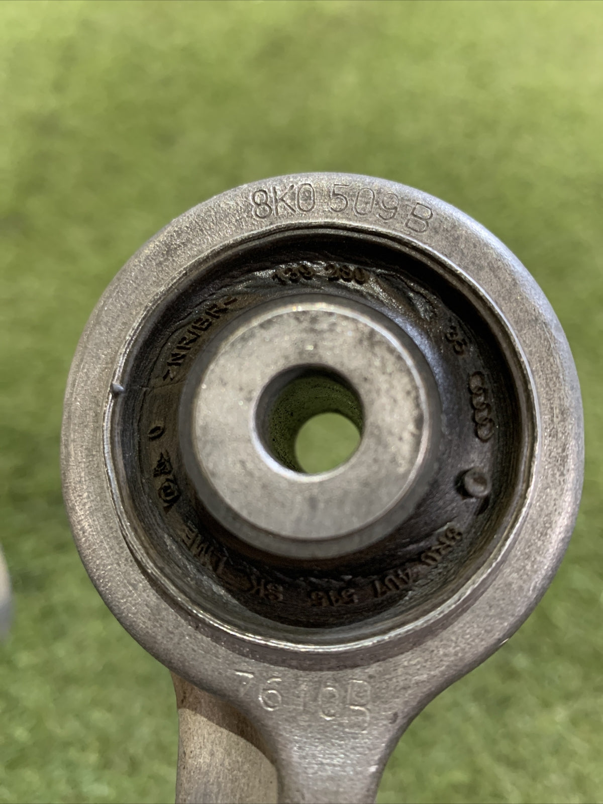 Braccio Oscillante Anteriore Superiore Sinistra Audi A4 2011 8K0509B