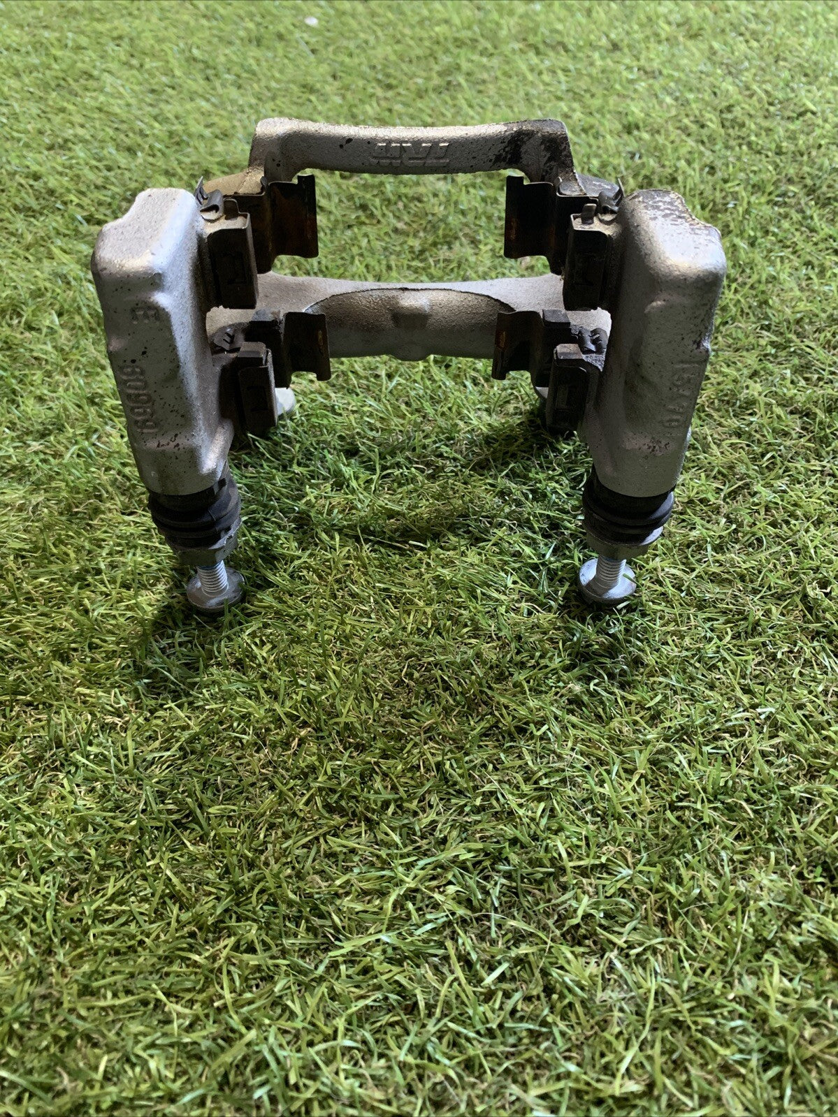 Porta Pinza Posteriore Sinistra Peugeot 208 2022 1643574580