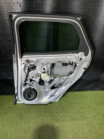 SPORTELLO PORTA PORTIERA POSTERIORE DESTRA DX FORD FOCUS SW 2017