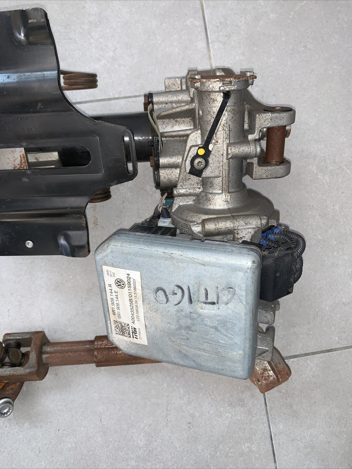 PIANTONE STERZO ELETTRICO SERVOSTERZO VOLKSWAGEN UP SKODA CITIGO 2014 6R1909144R