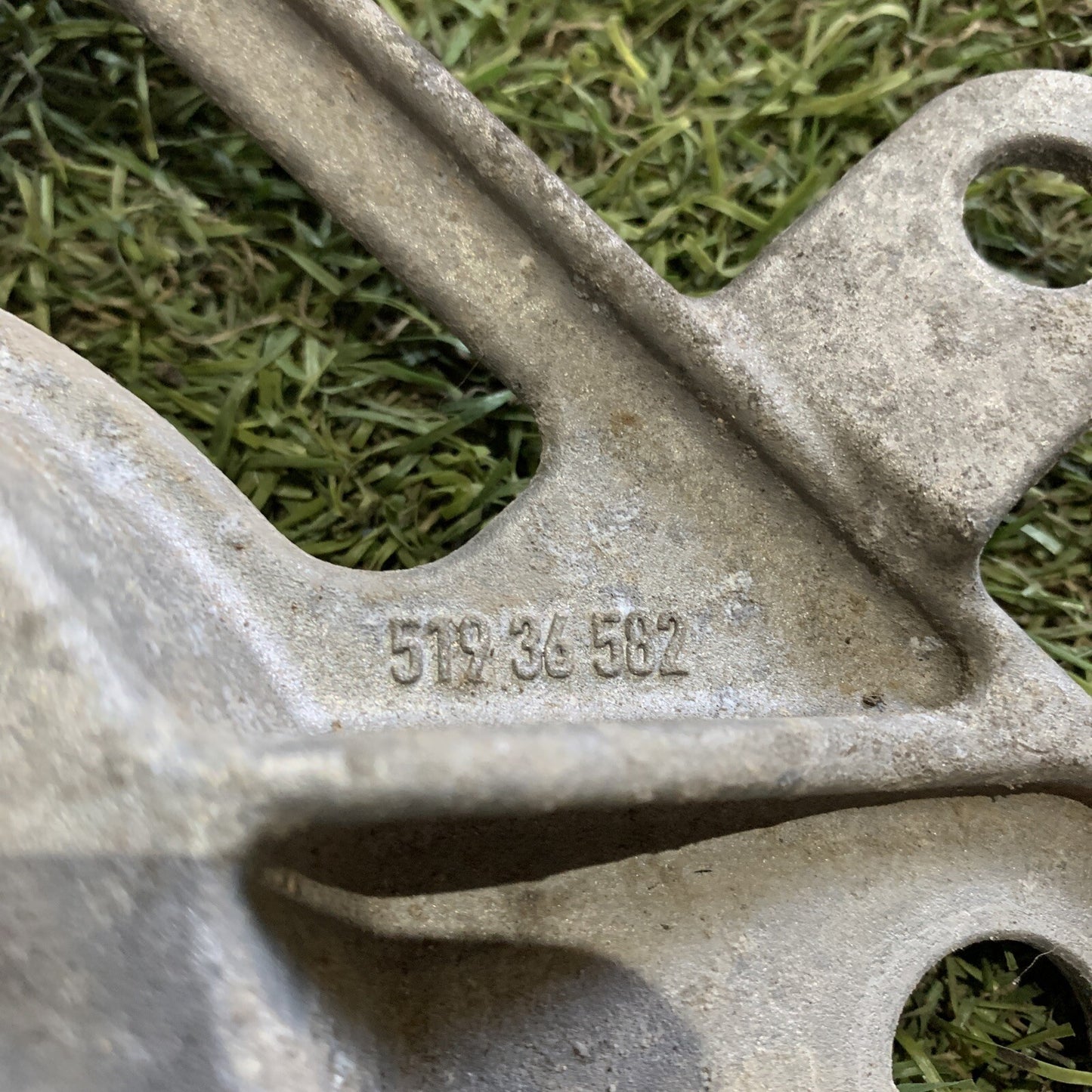 Coppia Supporti Ammortizzatore Posteriore Fiat 500X 1.3 Multijet Originale (2)