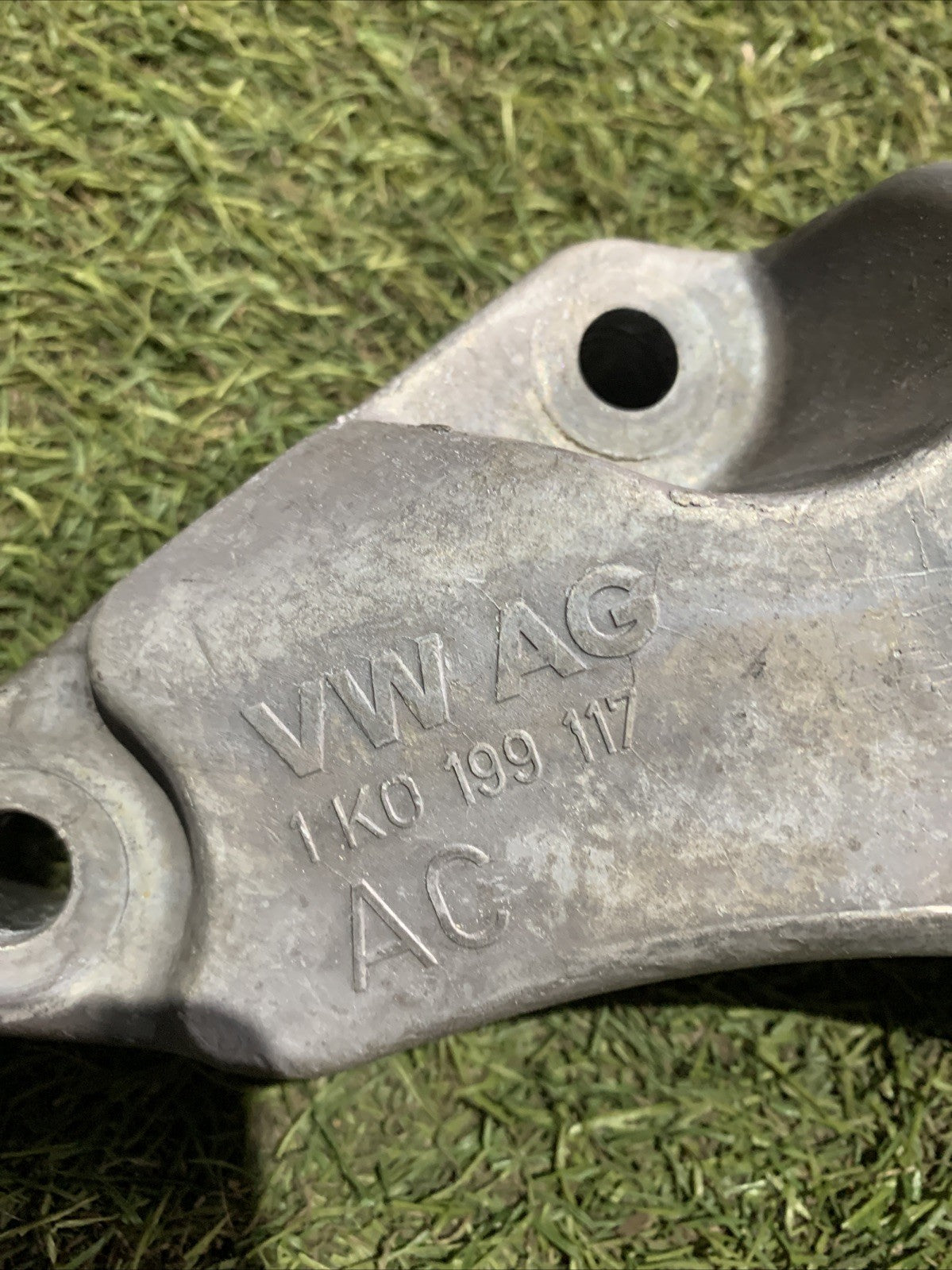 Supporto Cambio Volkswagen Golf 5 6marce 1K0199117
