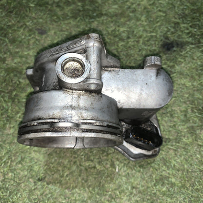 Corpo farfallato valvola VOLKSWAGEN PASSAT 2.0 tdi codice ricambio: 03G128063B