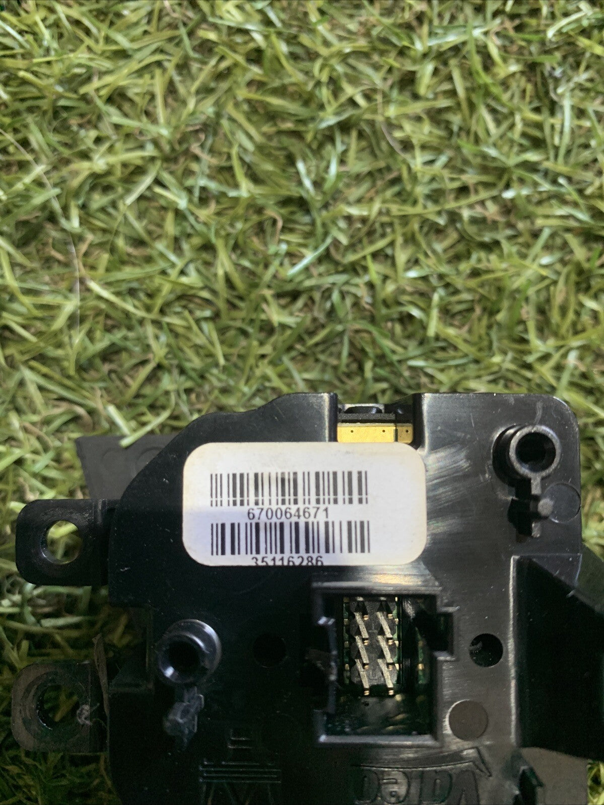 670064671 PULSANTE INTERRUTTORE COMANDO SOSPENSIONE MASERATI LEVANTE