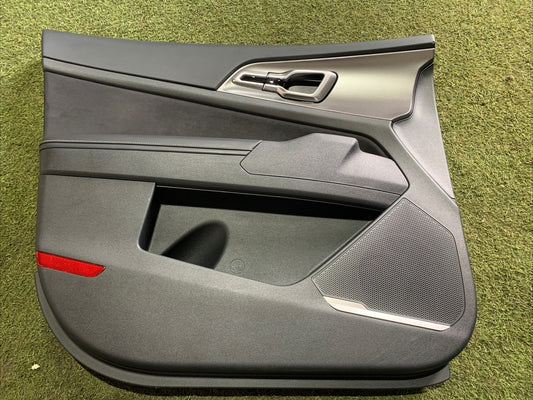 Pannello Porta Anteriore Sinistro Kia Sportage 2024 GT Line 82331-R2010