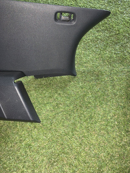 A1776900400 RIVESTIMENTO INTERNO MONTANTE POSTERIORE SUPERIORE SX MERCEDES W177