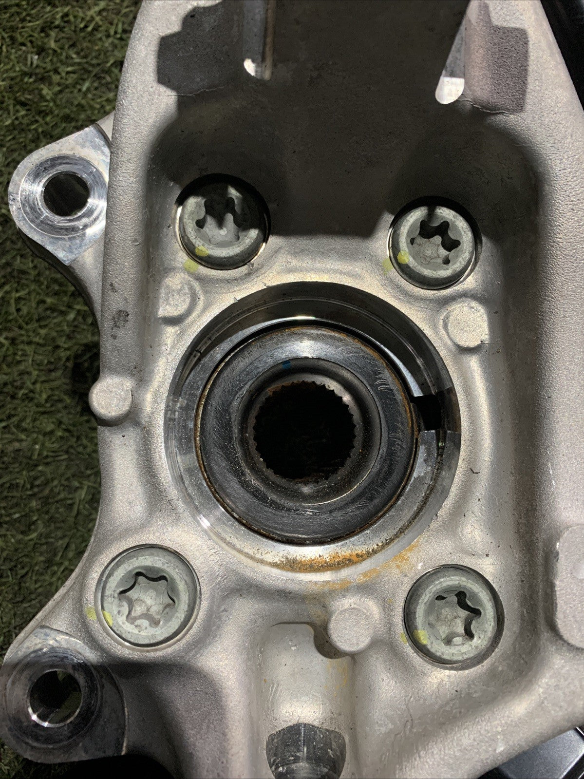 MOZZO MONTANTE FUSELLO ANTERIORE DESTRO KIA SPORTAGE 1.6 DIESEL 51711N 7000
