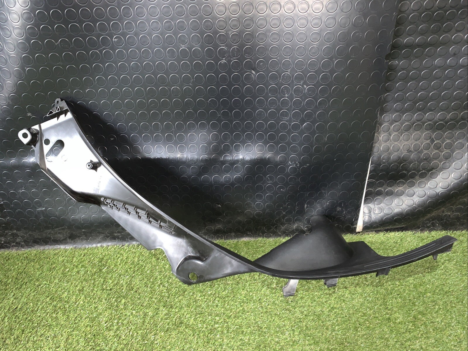 RIVESTIMENTO MONTANTE POST DX LANCIA YPSILON (312) DAL 2012-, 735489374