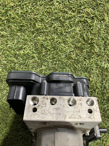 Centralina pompa abs Lancia Ypsilon (2012) 0265243606 51956869