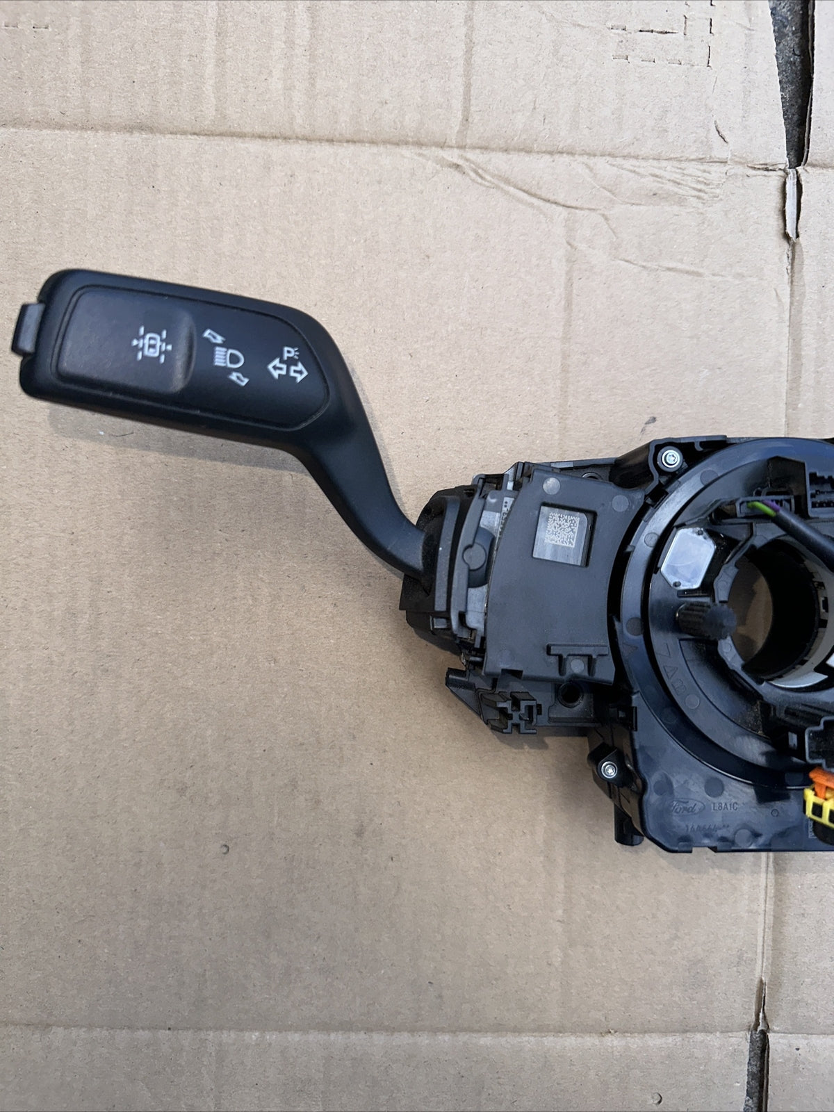 LV4T-3F944-EF DEVIO-LUCE DEVIO-SGANCIO FORD KUGA ANNO 2021 LV4T-14B522-EFW