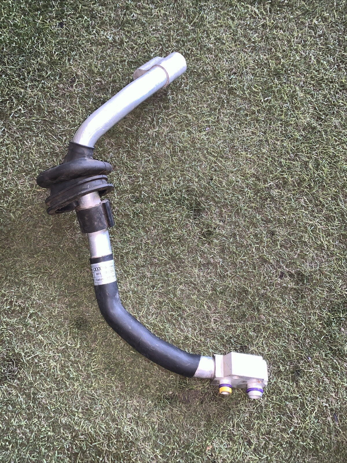 8R1260712D TUBO CLIMATIZZATORE CLIMA A/C AUDI Q5 2.0  (2010)