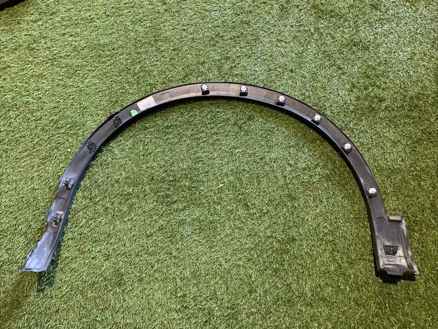 Modanatura Archetto Ruota Anteriore Sinistro Volkswagen T-roc 2GA854731C (2)