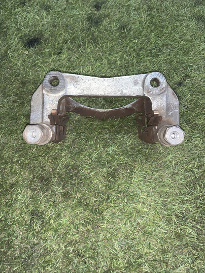 Porta Pinza Anteriore Destra Ford Fiesta 2011 