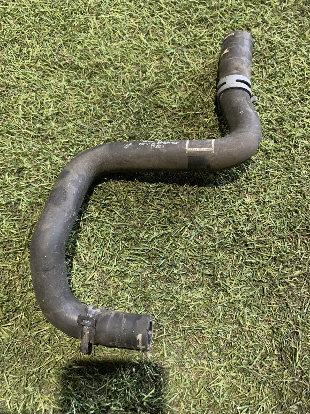 Manicotto Liquido Di Raffreddamento Volkswagen Polo 2024 1.0 Benzina 2Q0121063