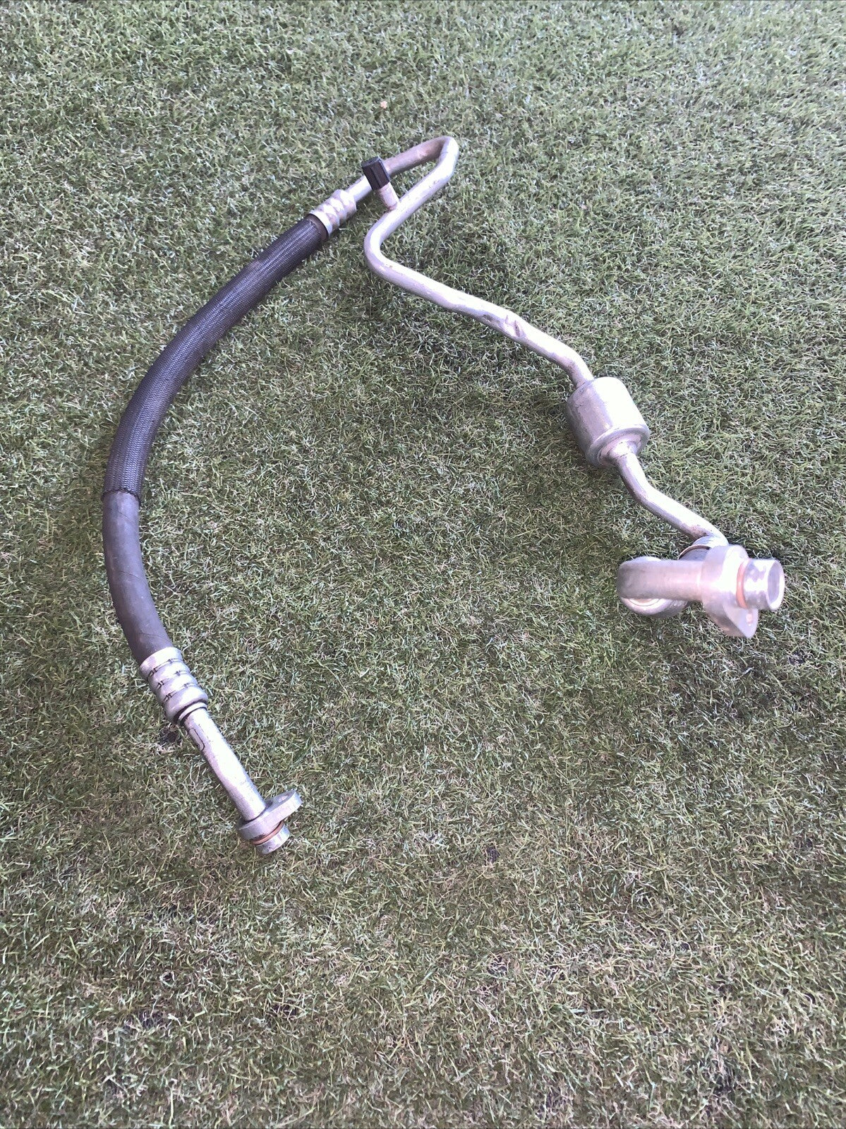 8200521903A TUBO ARIA CONDIZIONATA CLIMA A\C RENAULT CLIO 1.2 (2005\2013)