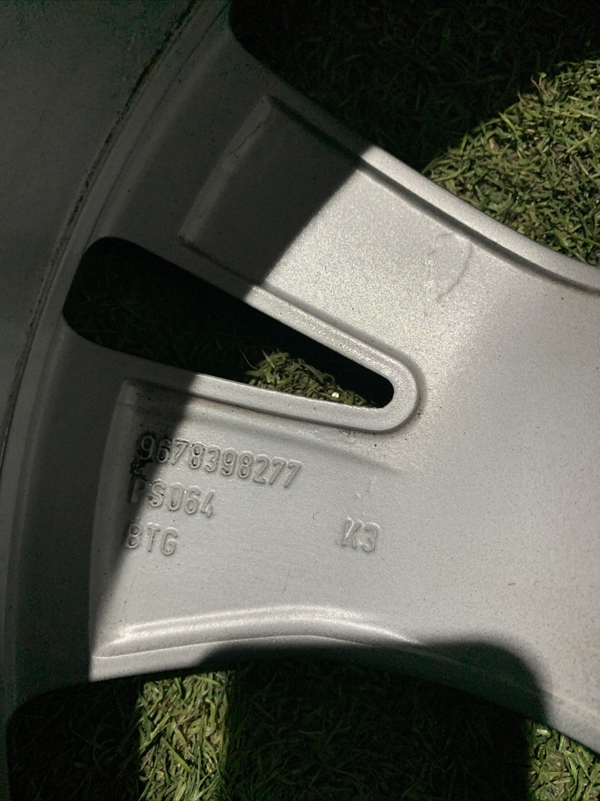 4 Cerchi In Lega Da 17 Peugeot 2008 Dal 2013 9678398277