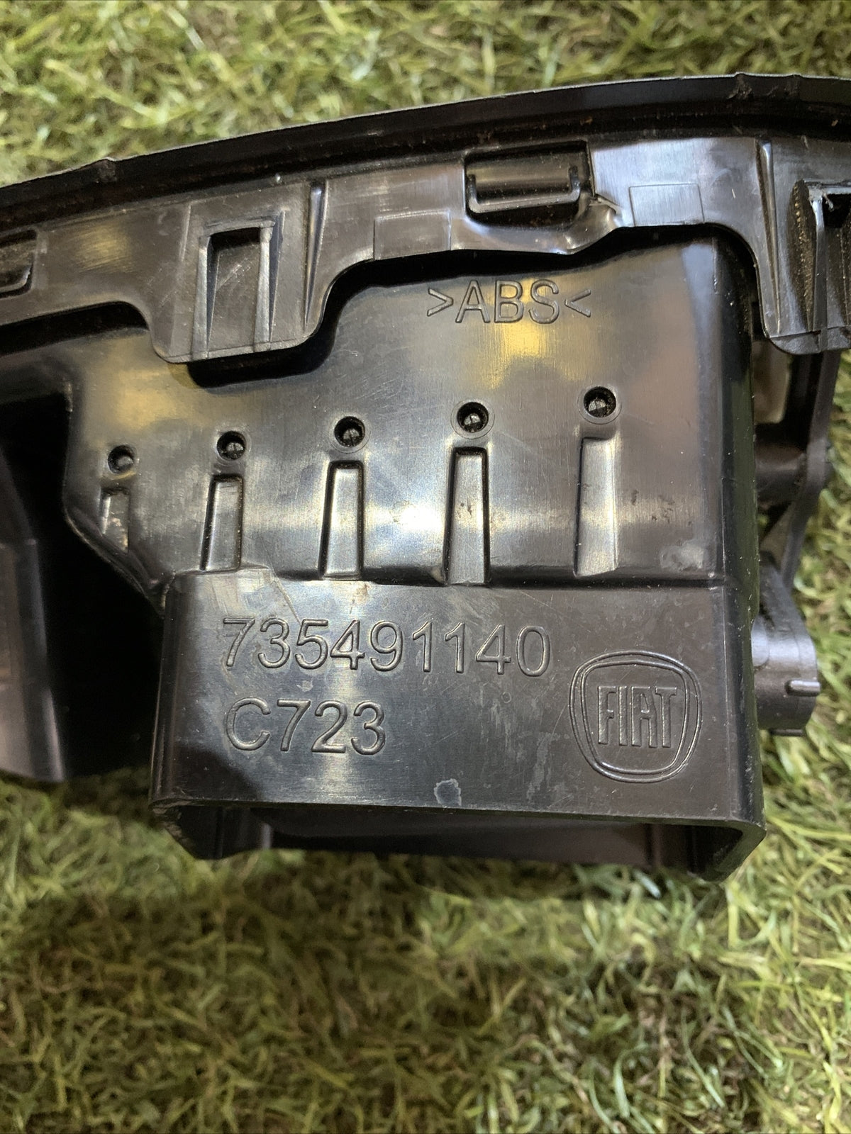 735491140 BOCCHETTA ARIA SINISTRA PLANCIA CRUSCOTTO FIAT PANDA III DAL 2012