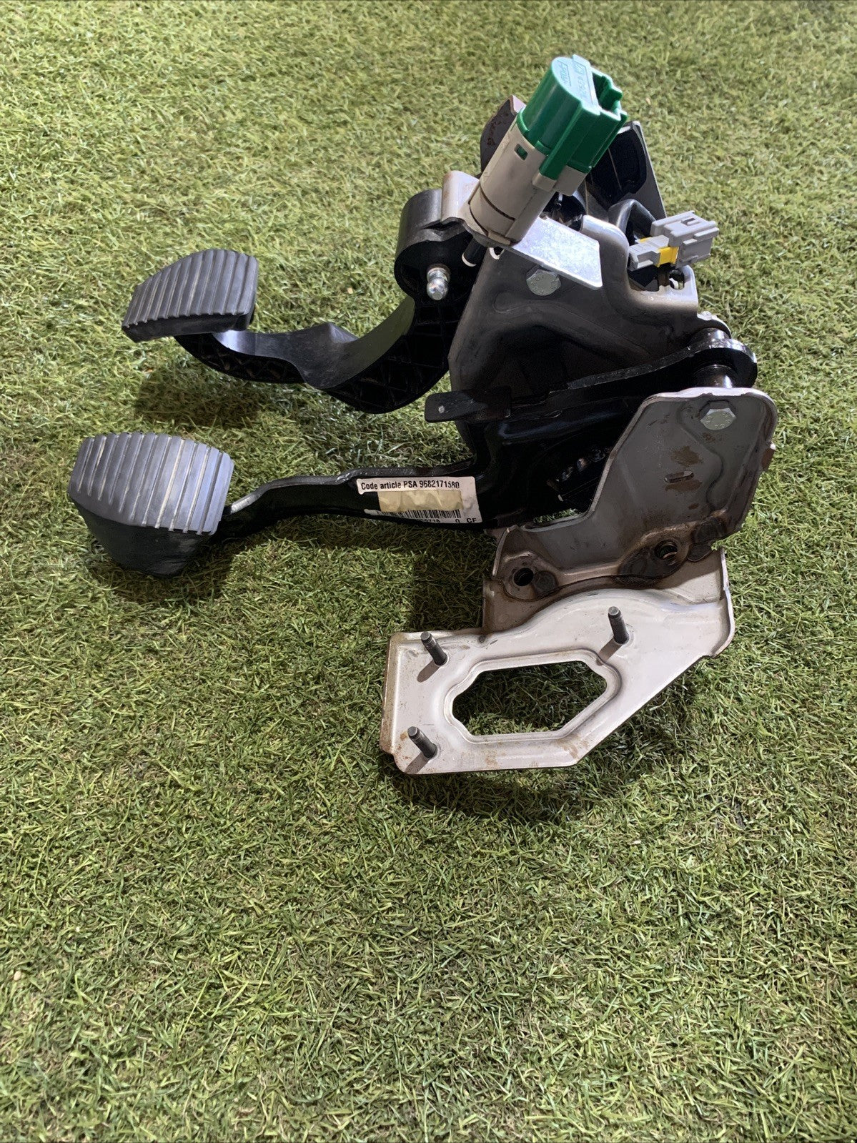 PEDALIERA FRENO + FRIZIONE PER PEUGEOT 208 Serie 9682171580 (12 19) 1.2 BENZINA