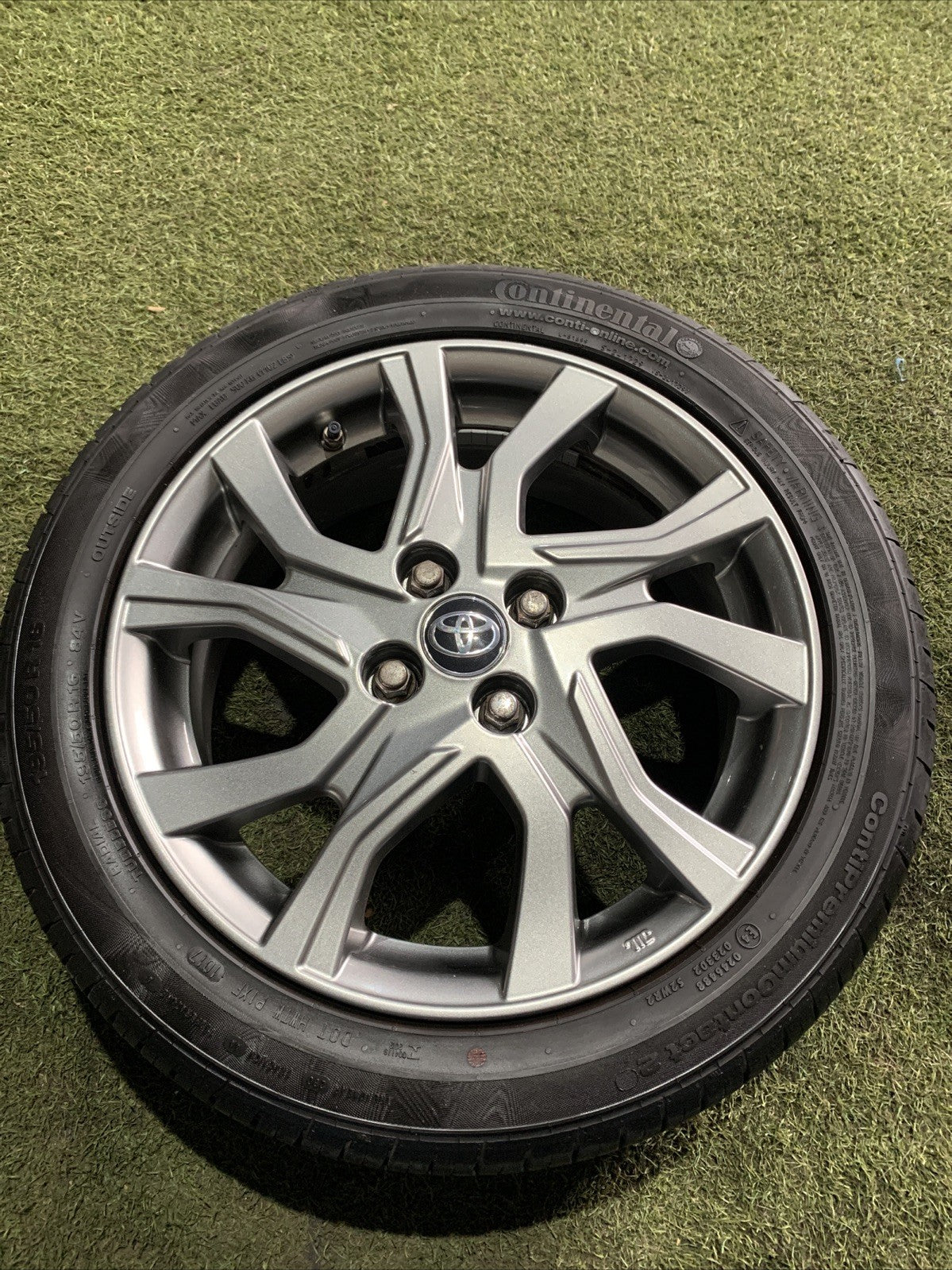 Cerchio In Lega Da 16 Con Gomma Toyota Yaris 2018 42611-0DC70 (2)
