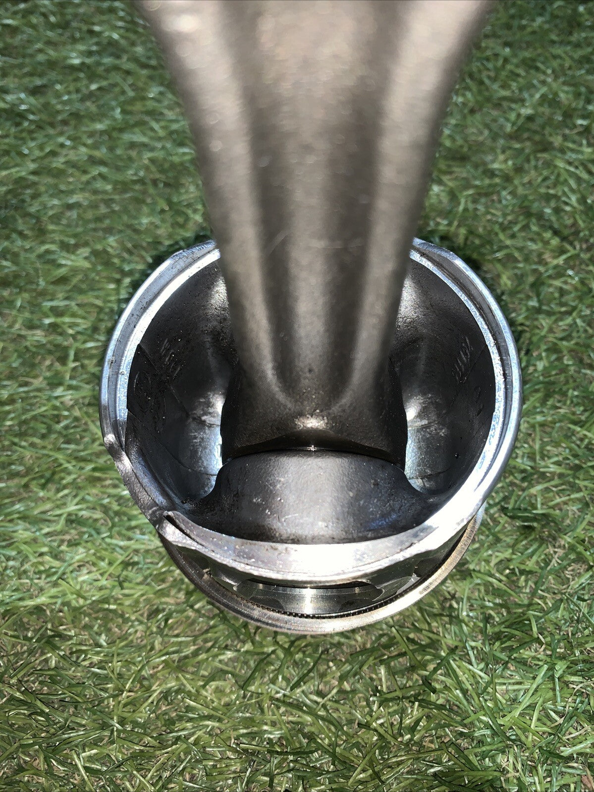 Pistone Motore Peugeot 2008 1.6 Diesel 9H05 1607373680 (4)