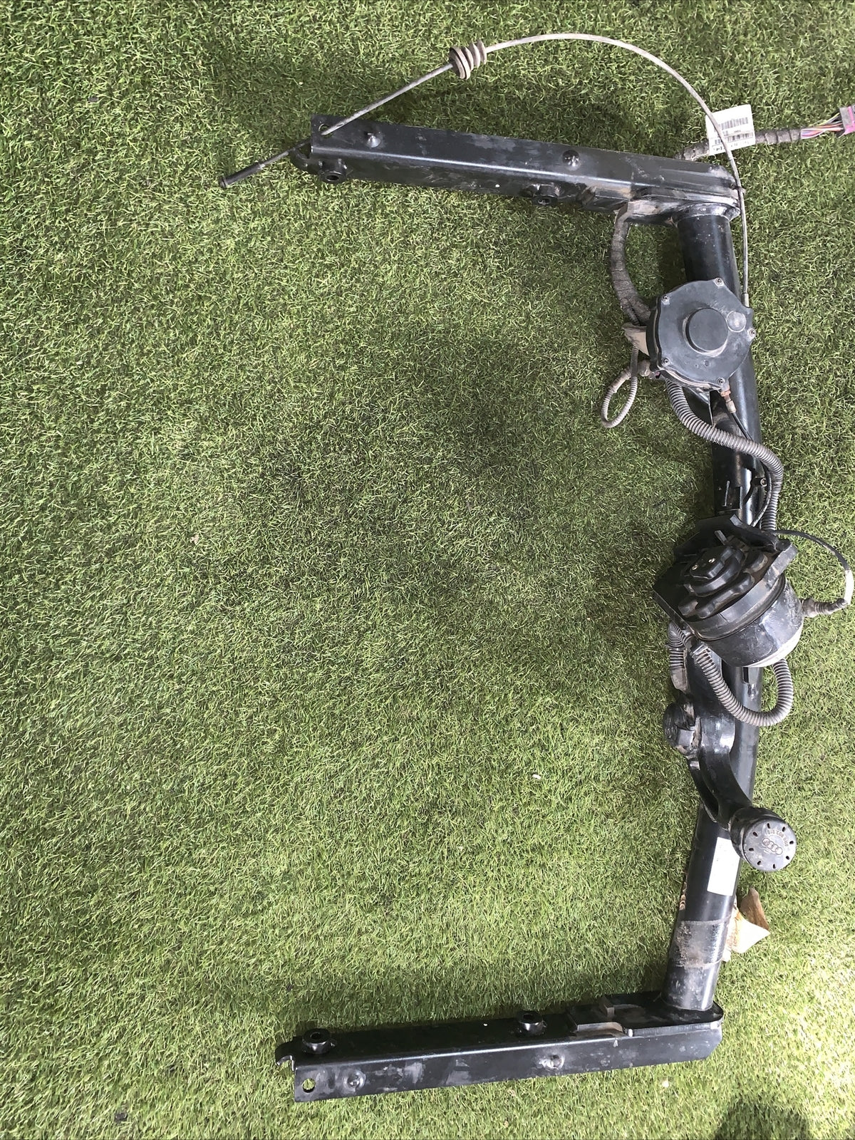 Gancio di traino girevole Audi A6 4G7 4G8 4G0800491S