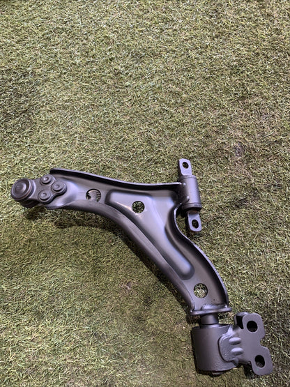 BRACCIO OSCILLANTE ANTERIORE DESTRO PER OPEL Karl Serie 95368368 (18>>)