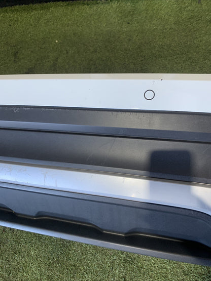 PARAURTI POSTERIORE COMPLETO VOLKSWAGEN T-CROSS  2019 IN POI CON SENSORI