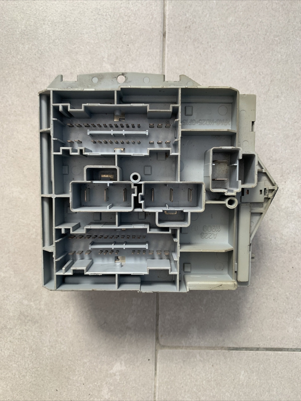 CENTRALINA BODY COMPUTER SCATOLA FUSIBILI LANCIA Y ORIGINALE CODICE 51724649