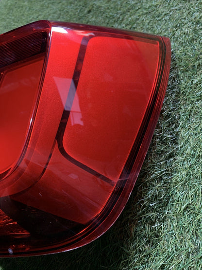 STOP FANALE POSTERIORE DESTRO AUDI Q2 81A945070