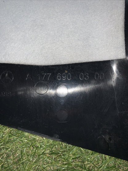 A1776900300 RIVESTIMENTO INTERNO MONTANTE CENTRALE SUPERIORE DX MERCEDES W177