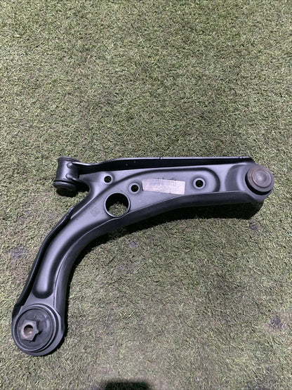 BRACCIO OSCILLANTE ANTERIORE SINISTRO LANCIA YPSILON DAL 2013 00520139620