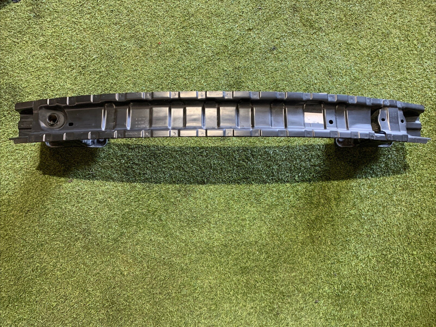 TRAVERSA PARAURTI POSTERIORE PER MERCEDES GLA Serie A1176100014 (13>)