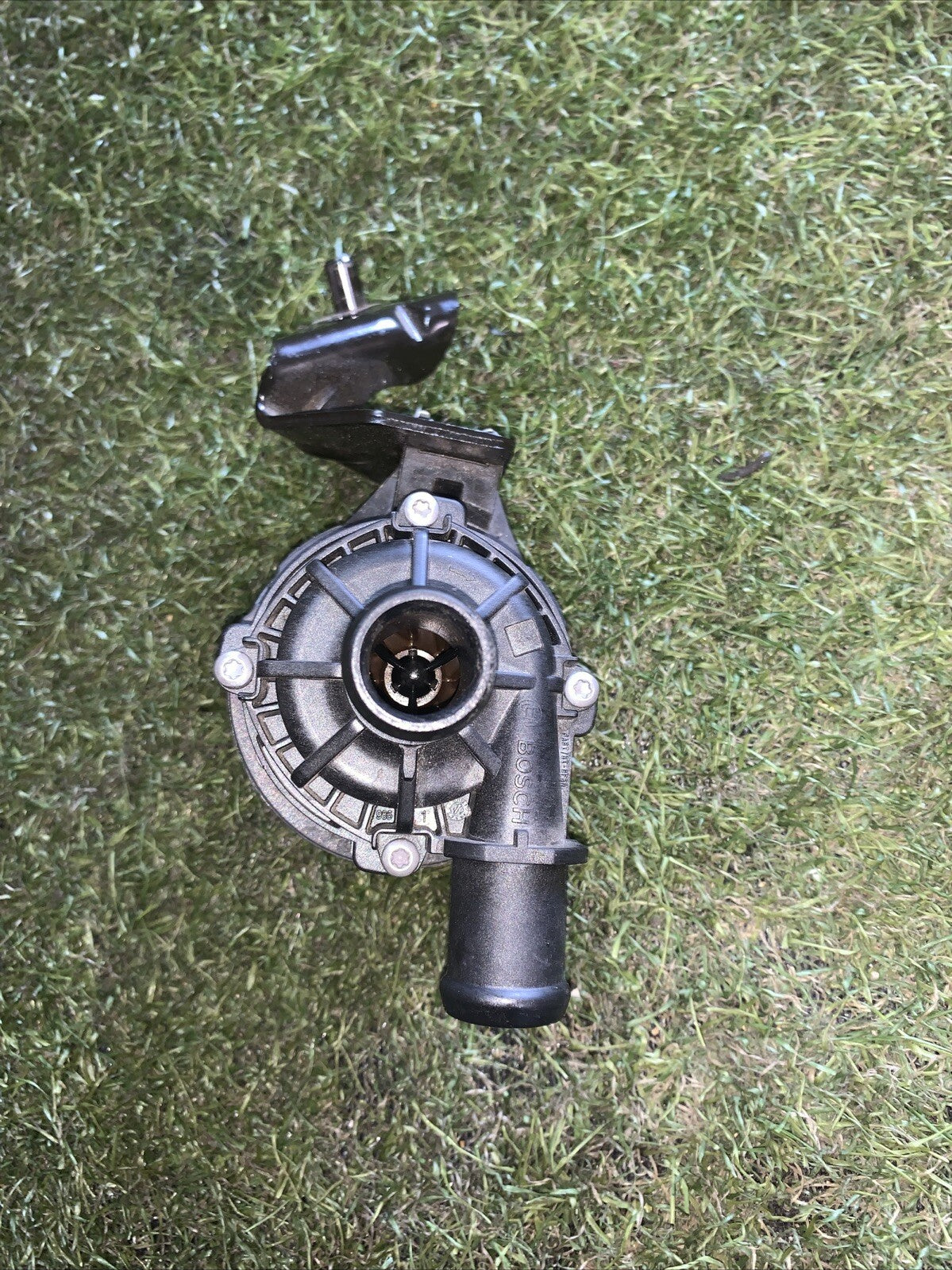 Pompa acqua supplementare VW Tiguan 2023 2.0 Benzina 0392023421