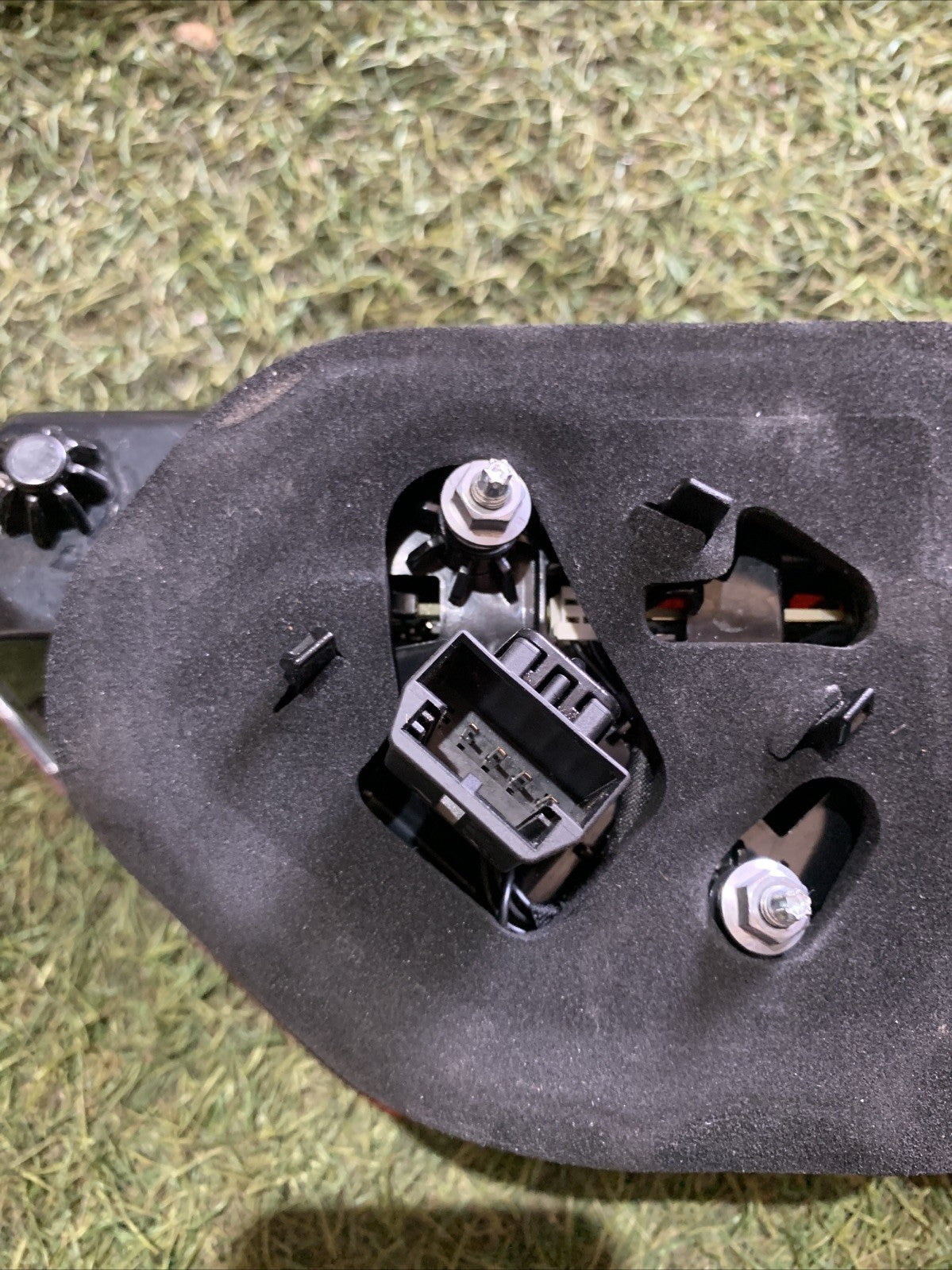 STOP FANALE INTERNO POSTERIORE SINISTRO VOLKSWAGEN TIGUAN 2020 5NA945093F