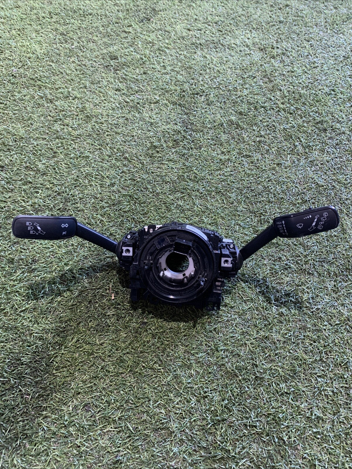 5Q0953507FT DEVIOLUCI VOLKSWAGEN Golf 7 Berlina (12) 1.6 Diesel (2017) (2)