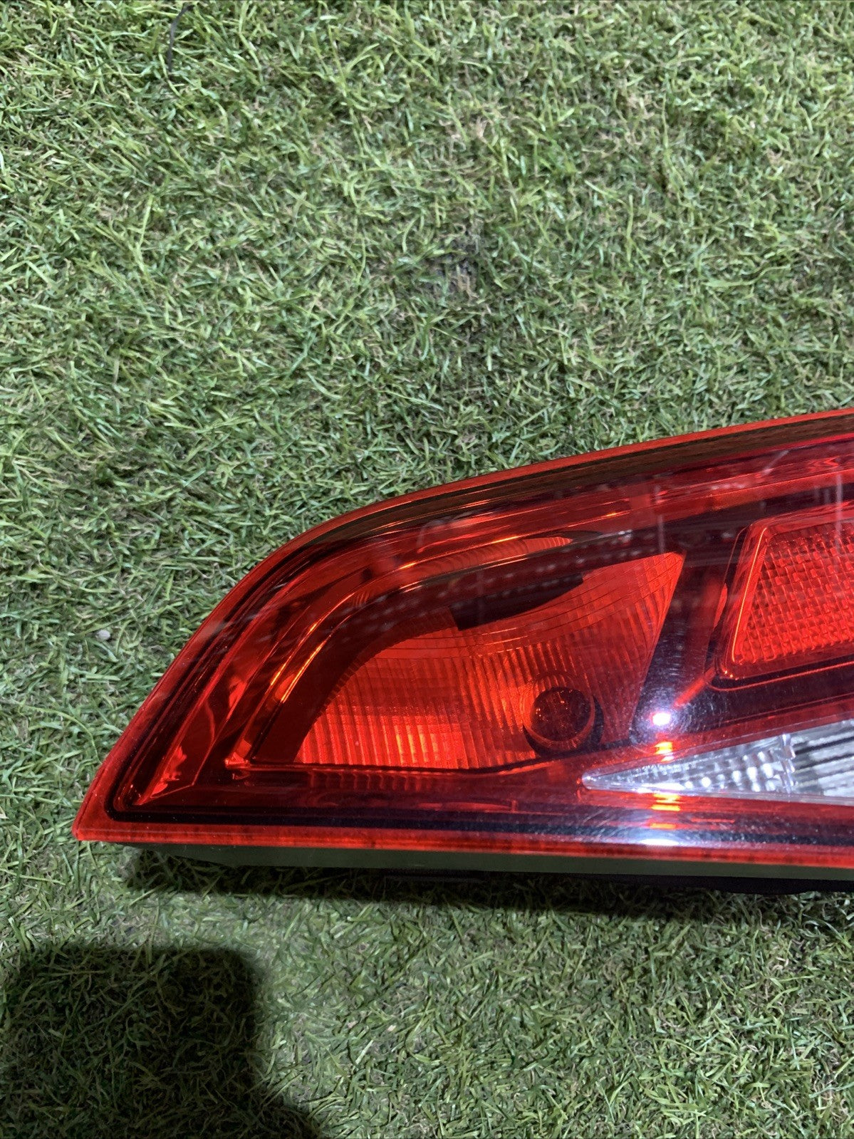 STOP FANALE POSTERIORE DX INTERNO PER AUDI A3  (2016 ) 5P 8V4945076