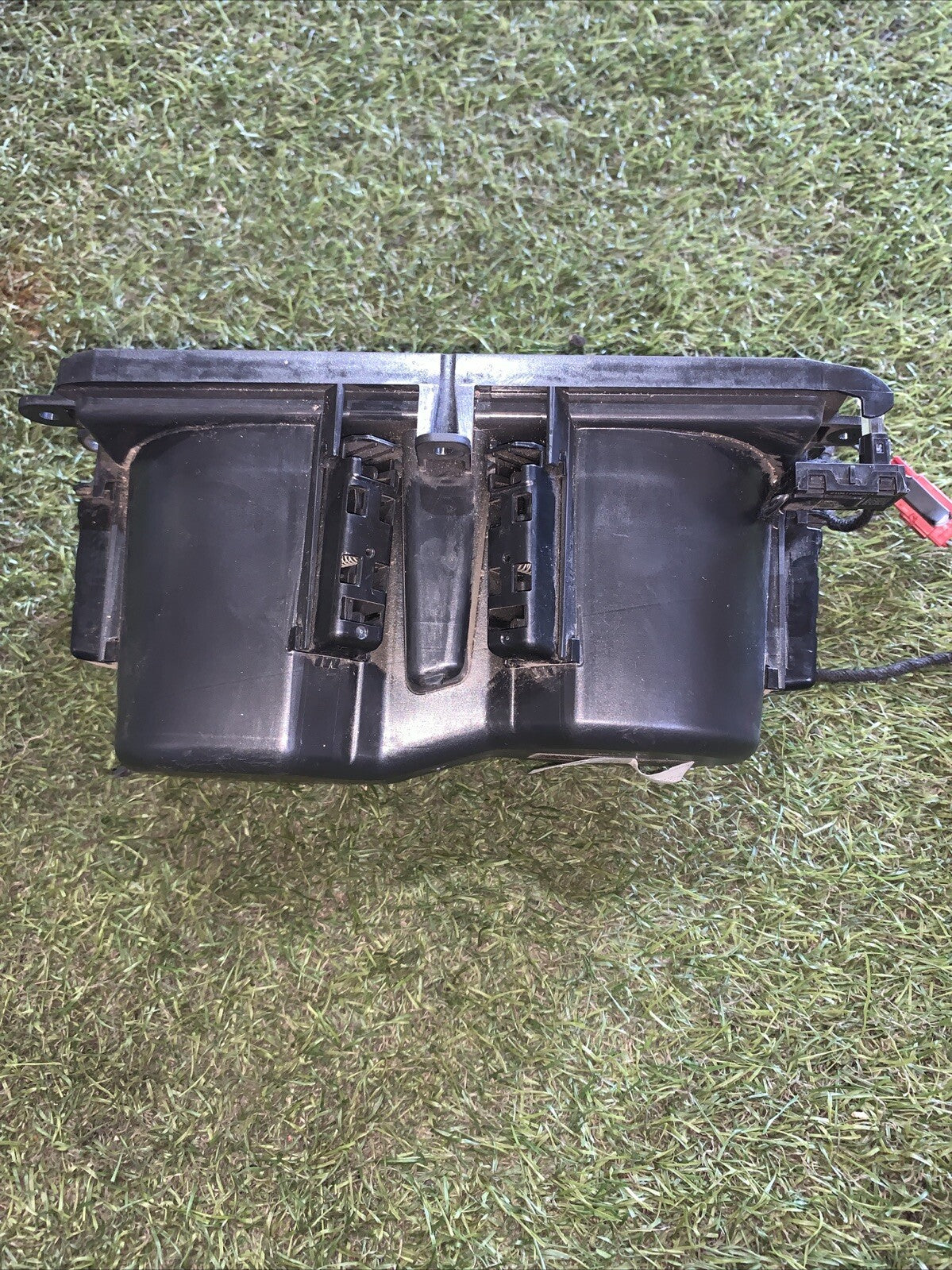 Portabevande originale Audi Q3 con illuminazione 83A862533