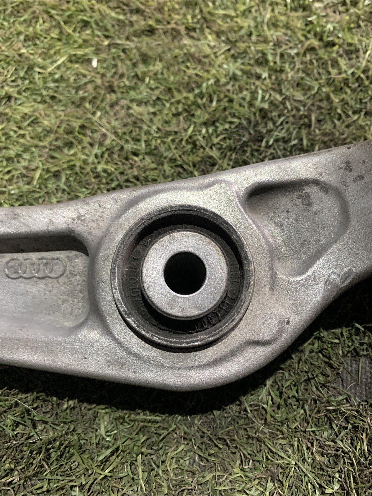 Braccio Oscillante Anteriore Sinistro Audi A4 2015 2.0 Diesel 8K0407155C
