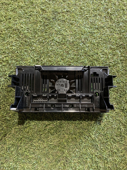 COMANDI CLIMA ARIA A\C AUDI Q3 SPORT 2016   8U0820043F