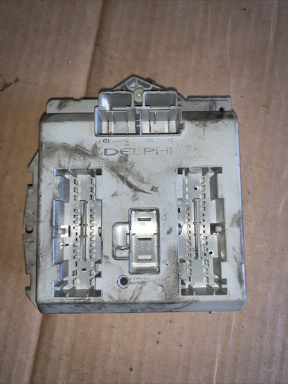 46760257 CENTRALINA PORTAFUSIBILI FIAT PUNTO (188) 1.3 MTJ 70CV (03-07) 2 II SER