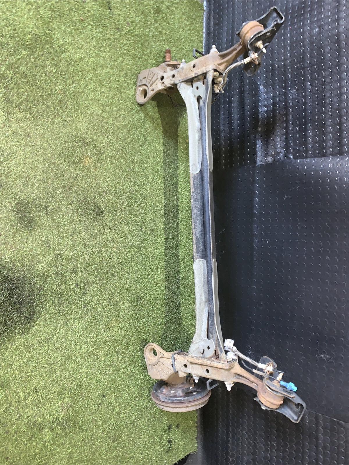 5148G3 PONTE ASSALE POSTERIORE CITROEN C3 1.4 (2004)