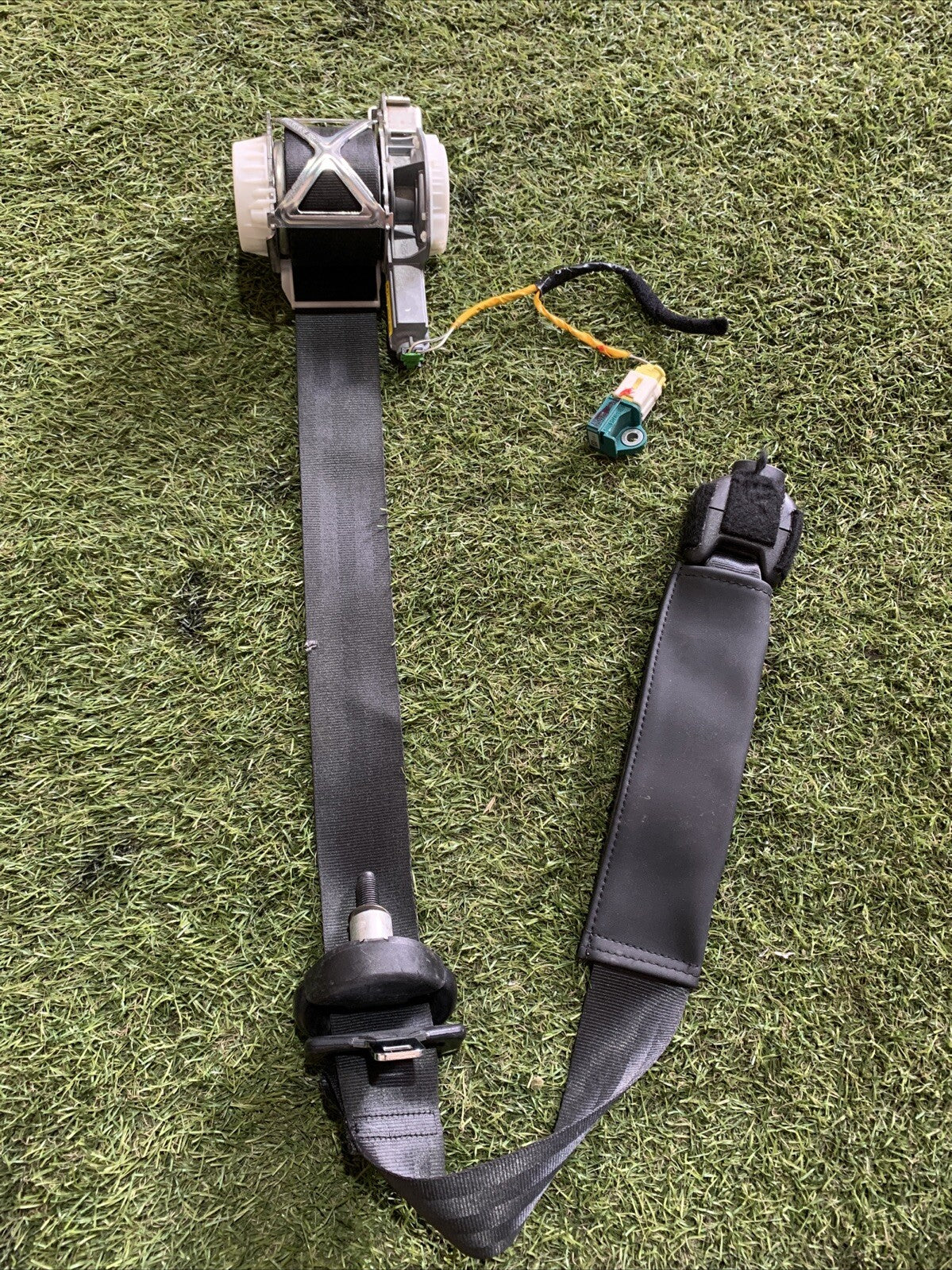 CINTURA DI SICUREZZA ANTERIORE DESTRA DX  FIAT 500L 07355572980 2013