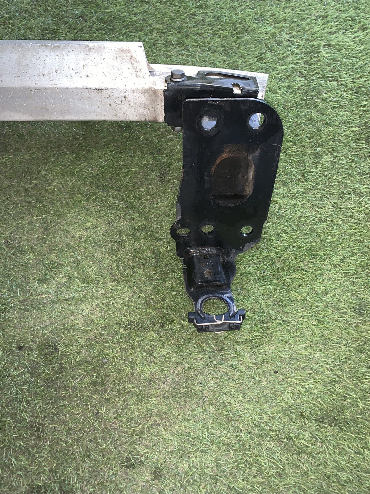 Traversa paraurti anteriore audi q7 2006