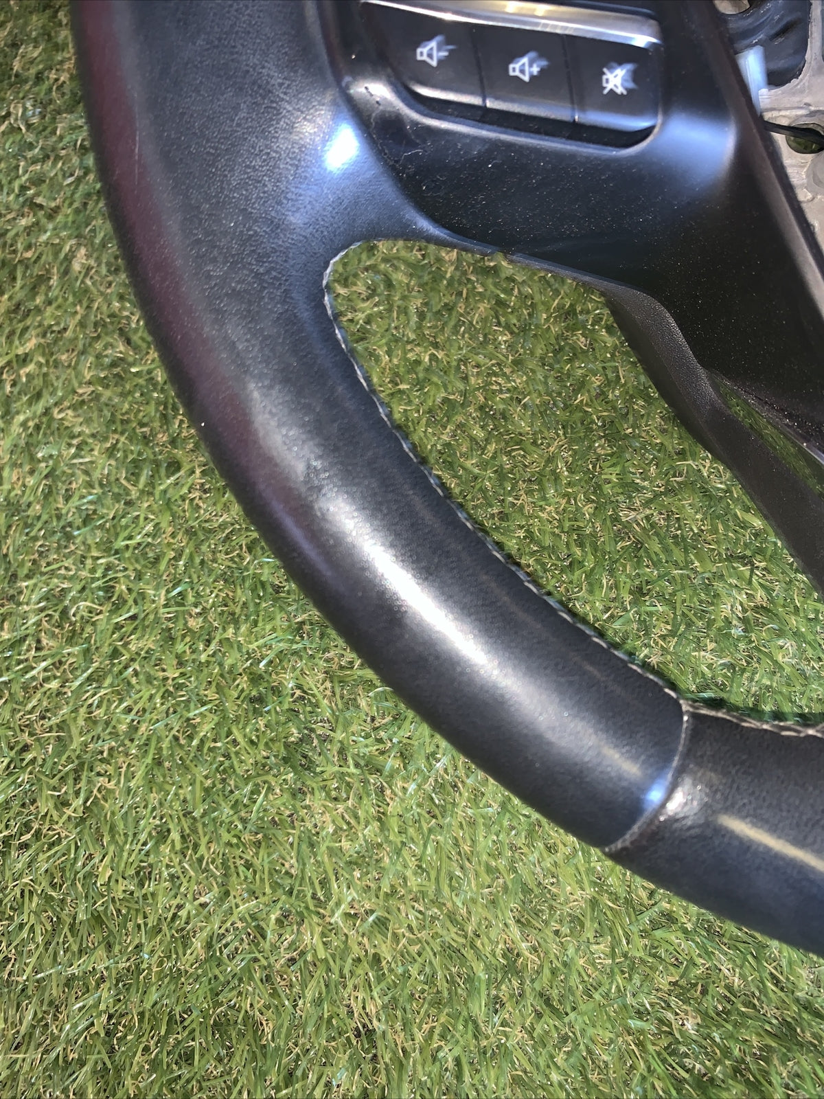 H1BB3600AMC VOLANTE COMANDI FORD FIESTA VII (7° SERIE)