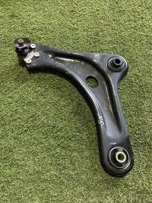 Braccio Oscillante Anteriore Sinistro Citroen C3 Dal 2016 1.2 Benzina