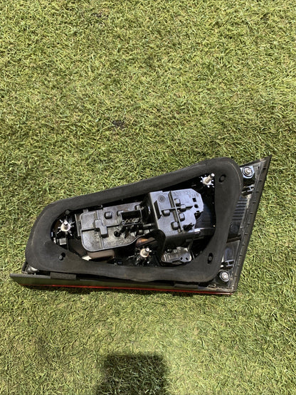 STOP FANALE POSTERIORE SX INTERNO PER AUDI A3  (2016 ) 5P 8V4945075