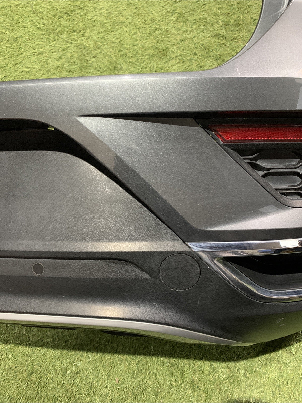 Paraurti Posteriore Con Sensori Di Parcheggio Volkswagen T-roc 2019 (2)
